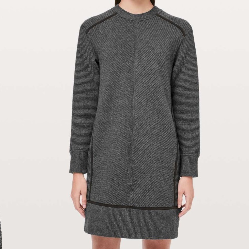 Lululemon On Repeat Dress - Picture 2 of 9